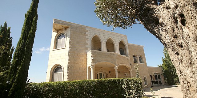 אל ראש ההר: שיפוץ שמשלב בהצלחה בין המסורת הדרוזית לקו המודרני