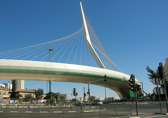 גשר המיתרים בירושלים