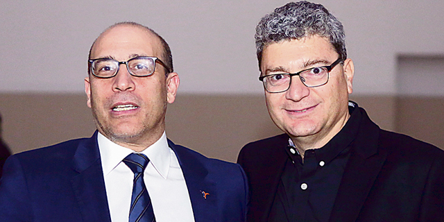 הון אנושי: אש בשדה סוכנים