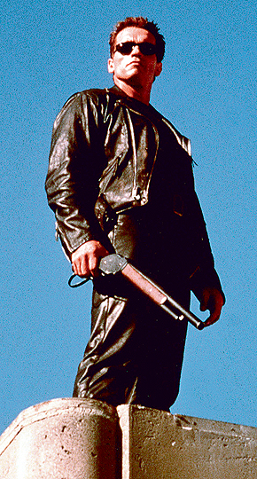 ארנולד שוורצנגר ב"שליחות קטלנית". הרובה מהסרט נכלל באוסף כלי הנשק של רוברט מרסר, צילום: איי אף פי