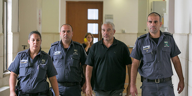 בנו של רונאל פישר נעצר בחשד להטרדת עדת המדינה וניסיון לשיבוש מהלך המשפט