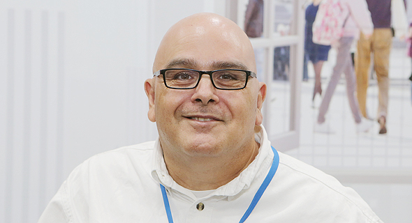 יובל וגנר. "רק אם יש לך פרוטקציות, אתה מצליח להתנדב לצבא" יובל וגנר. "רק אם יש לך פרוטקציות, אתה מצליח להתנדב לצבא"