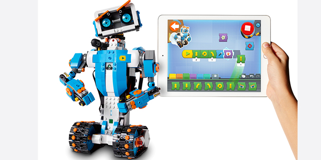 רובוט לגו, צילום: Lego
