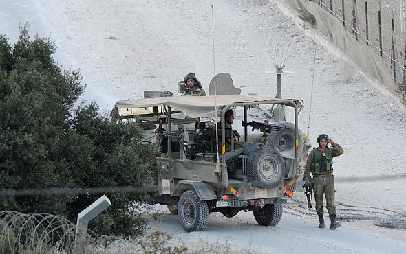 סיור צה"לי בגבול לבנון, סמוך לחניתה. יו"ר חניתה: "יש לנו הוצאות ביטחון ענקיות, ואנחנו לא מקבלים הרבה עזרה" סיור צה"לי בגבול לבנון, סמוך לחניתה. יו"ר חניתה: "יש לנו הוצאות ביטחון ענקיות, ואנחנו לא מקבלים הרבה עזרה"