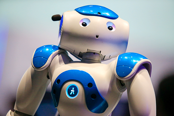 רובוט של IBM. לפי מנוצ'ין, אין ממה לדאוג רובוט של IBM. לפי מנוצ'ין, אין ממה לדאוג