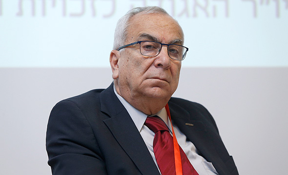 יו"ר רשת אסותא שוקי שמר. בית החולים כלל לא דיווח על התפטרותו מדירקטוריון אסותא אשדוד יו"ר רשת אסותא שוקי שמר. בית החולים כלל לא דיווח על התפטרותו מדירקטוריון אסותא אשדוד