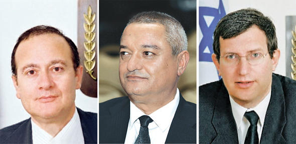 מימין: סוקול, המועמד של השופטים. כבוב, המועמד של שרת המשפטים. אלרון, המועמד של לשכת עורכי הדין מימין: סוקול, המועמד של השופטים. כבוב, המועמד של שרת המשפטים. אלרון, המועמד של לשכת עורכי הדין