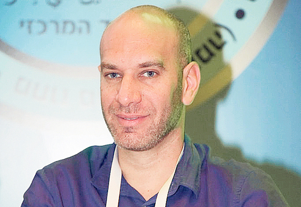 עו"ד ברק לייזר. לאן הובילו המיילים המפלילים? 