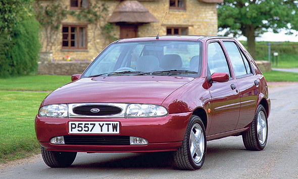 פורד פיאסטה שנת 2003 פורד פיאסטה שנת 2003