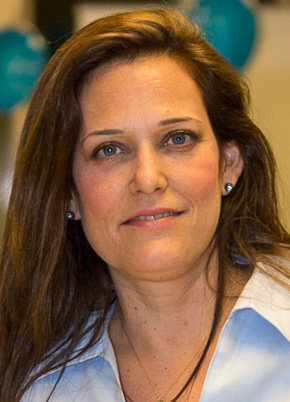 קארין קאופמן קארין קאופמן