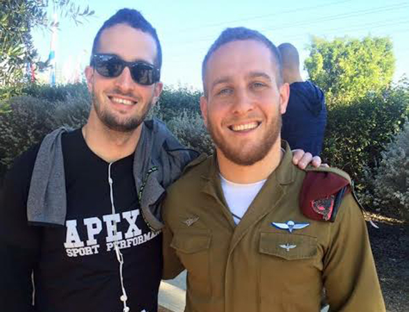אריאל ומתן הופמן, פנו לקרן נתן להקמת מרכז לפיתוח יכולות אתלטיות אריאל ומתן הופמן, פנו לקרן נתן להקמת מרכז לפיתוח יכולות אתלטיות