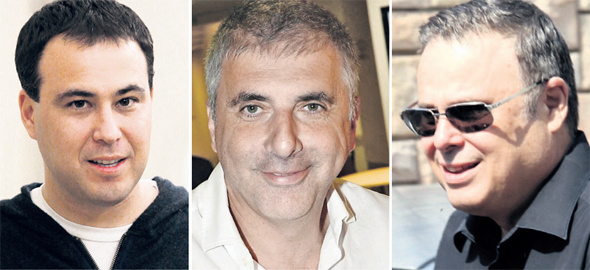 מימין: דיוויד פדרמן, ליאוניד נבזלין ועדי פדרמן. מניות בשווי מוערך של 230 מיליון שקל נמכרו בחזרה תמורת שני שקלים מימין: דיוויד פדרמן, ליאוניד נבזלין ועדי פדרמן. מניות בשווי מוערך של 230 מיליון שקל נמכרו בחזרה תמורת שני שקלים