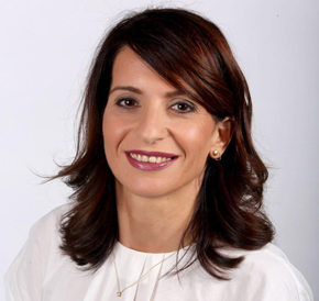 אלונה מגור, סמנכ"לית משאבי האנוש שטראוס ישראל אלונה מגור, סמנכ"לית משאבי האנוש שטראוס ישראל