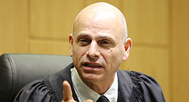 נשיא בית המשפט המחוזי בת"א השופט איתן אורנשטיין נשיא בית המשפט המחוזי בת"א השופט איתן אורנשטיין