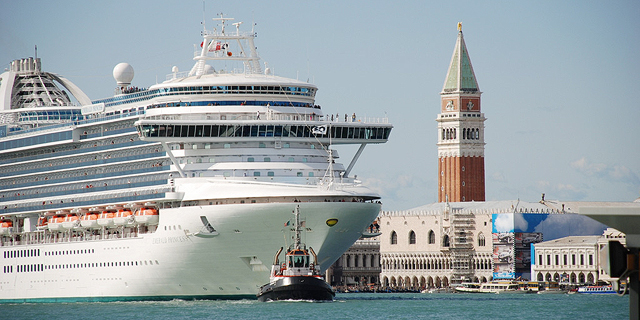 איטליה אסרה כניסת אוניות גדולות למרכז ההיסטורי של ונציה
