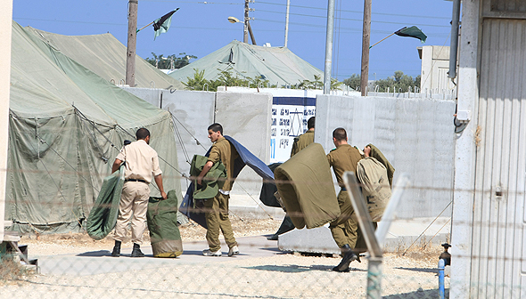 חיילים (ארכיון) חיילים (ארכיון)