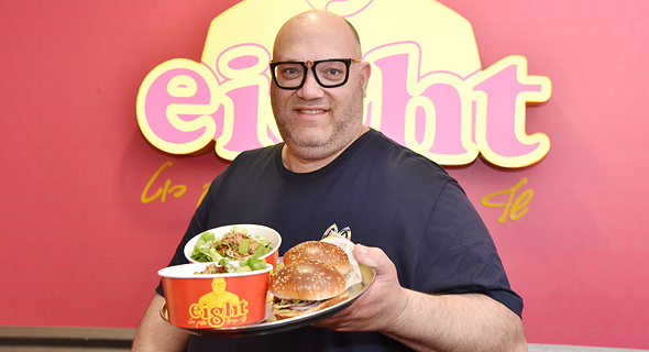 מושיק רוט. "הפכתי לאוהד של קציצות מרוקאיות" מושיק רוט. "הפכתי לאוהד של קציצות מרוקאיות"