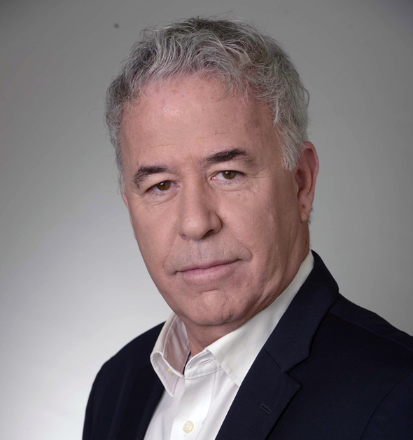 רפי קסטן מקרן JVP רפי קסטן מקרן JVP
