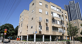 רחוב הצנחנים 13, צילום: אוראל כהן רחוב הצנחנים 13, צילום: אוראל כהן
