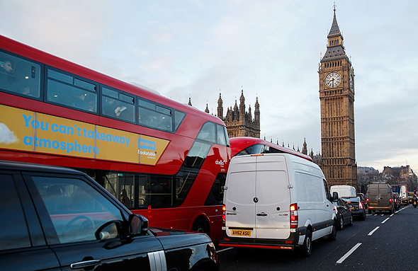 London traffic. Photo: Bloomberg London traffic. Photo: Bloomberg