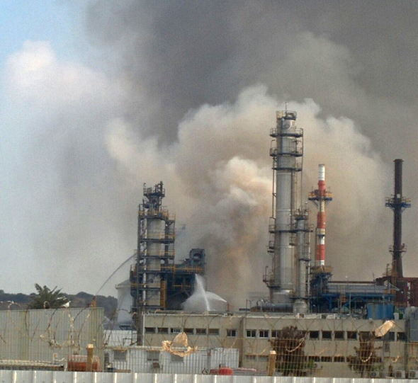 השריפה בבית הזיקוק פז באשדוד השריפה בבית הזיקוק פז באשדוד