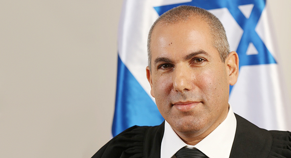 השופט אלדד נבו. "אינני רואה בתופעת האופניים החשמליים תופעה מבורכת" השופט אלדד נבו. "אינני רואה בתופעת האופניים החשמליים תופעה מבורכת"