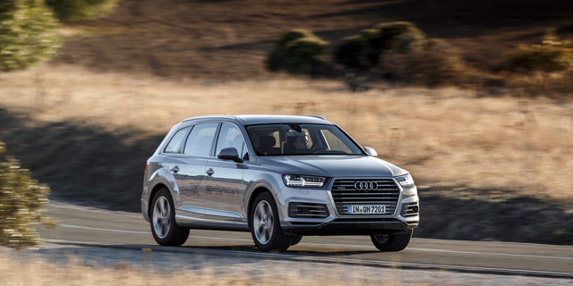 רכב אאודי Q7 E TRON רכב אאודי Q7 E TRON