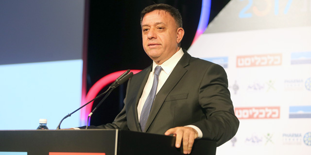 גבאי קרא לבחירות: "מונה אדם לא מתאים לשר הביטחון"