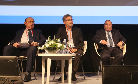 מימין: אריה אברמוביץ', אורי אלדובי ולוי רחמני מימין: אריה אברמוביץ', אורי אלדובי ולוי רחמני