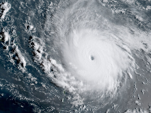 הסופה אירמה. מבט מהחלל, צילום: NOAA