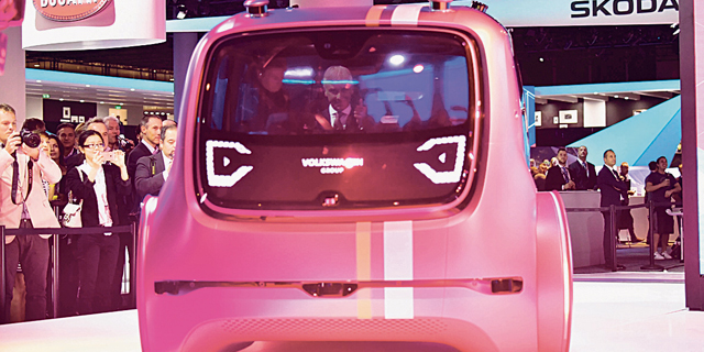 Volkswagen to Launch Fully Autonomous Car Fleet by 2021