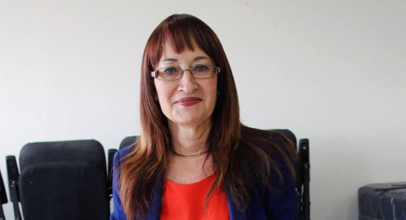 ציפי פינס, מנהלת תיאטרון בית ליסין ציפי פינס, מנהלת תיאטרון בית ליסין