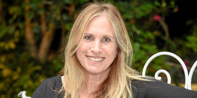 דנה לוסטיג: "כולנו שורדים"