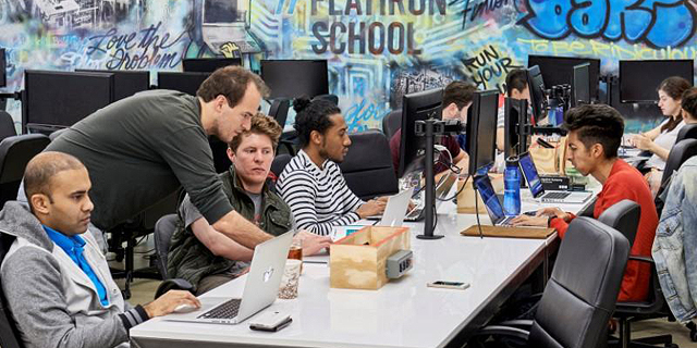 גם  עבודה, גם לימודים: WeWork קונה בית ספר לתכנות