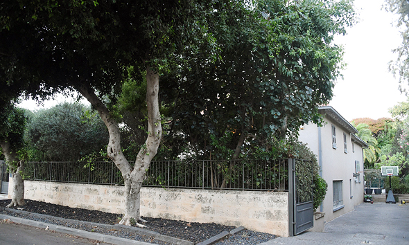ביתו של אליעזר פישמן בסביון ביתו של אליעזר פישמן בסביון