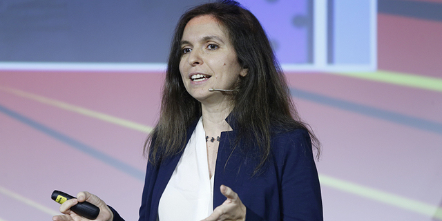 Through Investments, Intel Positions Itself for Data Explosion, Executive Says