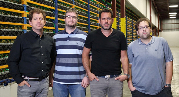 מייסדי Backbone הקנדית, שתתמזג עם משאבי טבע, במכרה המטבעות שלהם מייסדי Backbone הקנדית, שתתמזג עם משאבי טבע, במכרה המטבעות שלהם