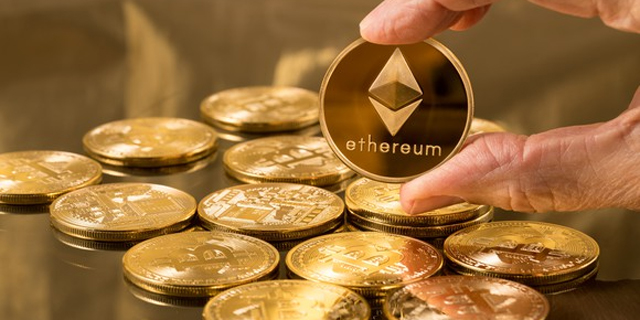 Gift Card Startup Secures Backing of Chinese Cryptocurrency Investor