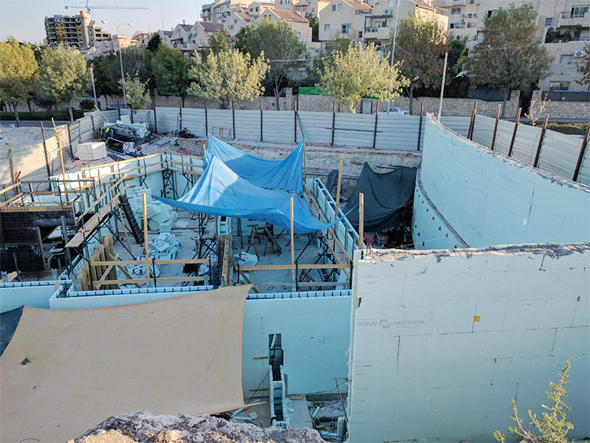 אתר בנייה שבו נעשה שימוש בשיטת בנייה מתקדמות של נודורה אתר בנייה שבו נעשה שימוש בשיטת בנייה מתקדמות של נודורה