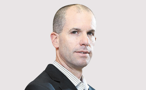 ניצן לביא, מנכ”ל סופר־פארם. רוצים להפחית 300 דיילות ניצן לביא, מנכ”ל סופר־פארם. רוצים להפחית 300 דיילות