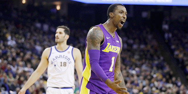 שחקן ה-NBA מרצה עונש מעצר אך ממשיך לשחק עבור קבוצתו