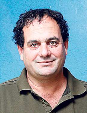 בלום. "הם יסתדרו גם בלי תמיכה, הם חדורי אמונה" בלום. "הם יסתדרו גם בלי תמיכה, הם חדורי אמונה"