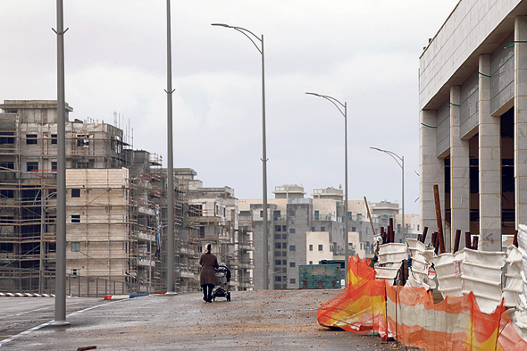 דרך ארץ, השדרה המרכזית ההולכת ונבנית בחריש דרך ארץ, השדרה המרכזית ההולכת ונבנית בחריש