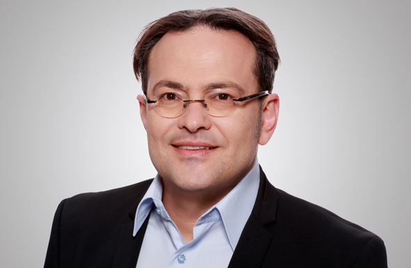 ג'רי קוטישטנו ג'רי קוטישטנו