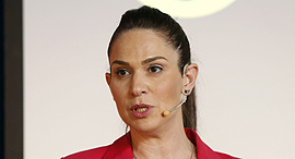 כנס כשטכנולוגיה פוגשת אהבה 14.2.18 יפעת אורון מנכ"לית LeumiTech, צילום: עמית שעל