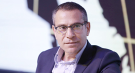 קרן מרציאנו ב שיחה עם ערן יעקב פאנל אתגרי שוק ה דלק ועידת אנרגיה 2018, צילום: עמית שעל קרן מרציאנו ב שיחה עם ערן יעקב פאנל אתגרי שוק ה דלק ועידת אנרגיה 2018, צילום: עמית שעל