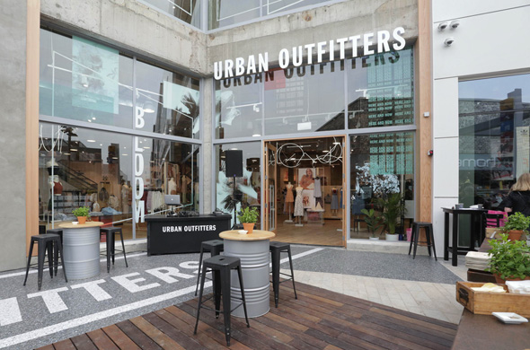 חנות Urban Outfitters הראשונה בארץ, באשדוד. "הקומה השנייה היתה ריקה ממבקרים", צילום: שוקה כהן