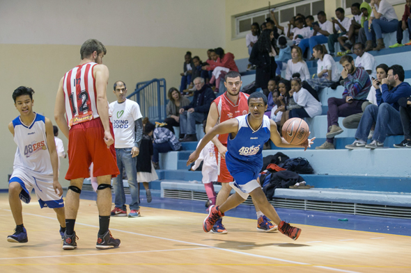 משחק נוער בין הפועל ירושלים לקבוצת הכדורסל של עמותת מנהיגות קולעת