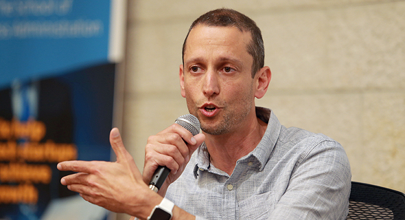 ניר אורן ניר אורן