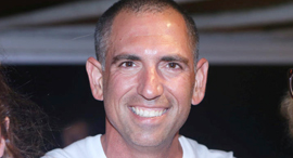 צחי ארבוב, מבעלי אקרו נדל"ן. הקמת קבוצת רכישה אינה מחייבת במס רכישה צחי ארבוב, מבעלי אקרו נדל"ן. הקמת קבוצת רכישה אינה מחייבת במס רכישה